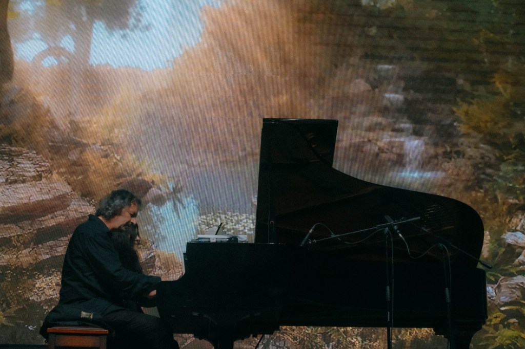 Konser Musik Klasik Pertama Duo Cziffra di Surabaya 